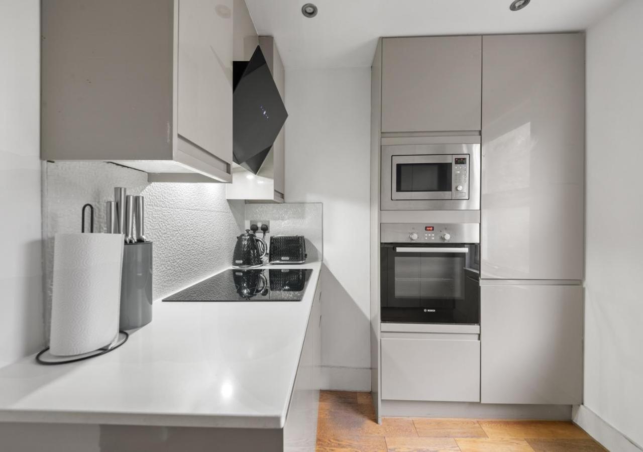 Sg, Cosy Apartment In Paddington Central Лондон Екстериор снимка