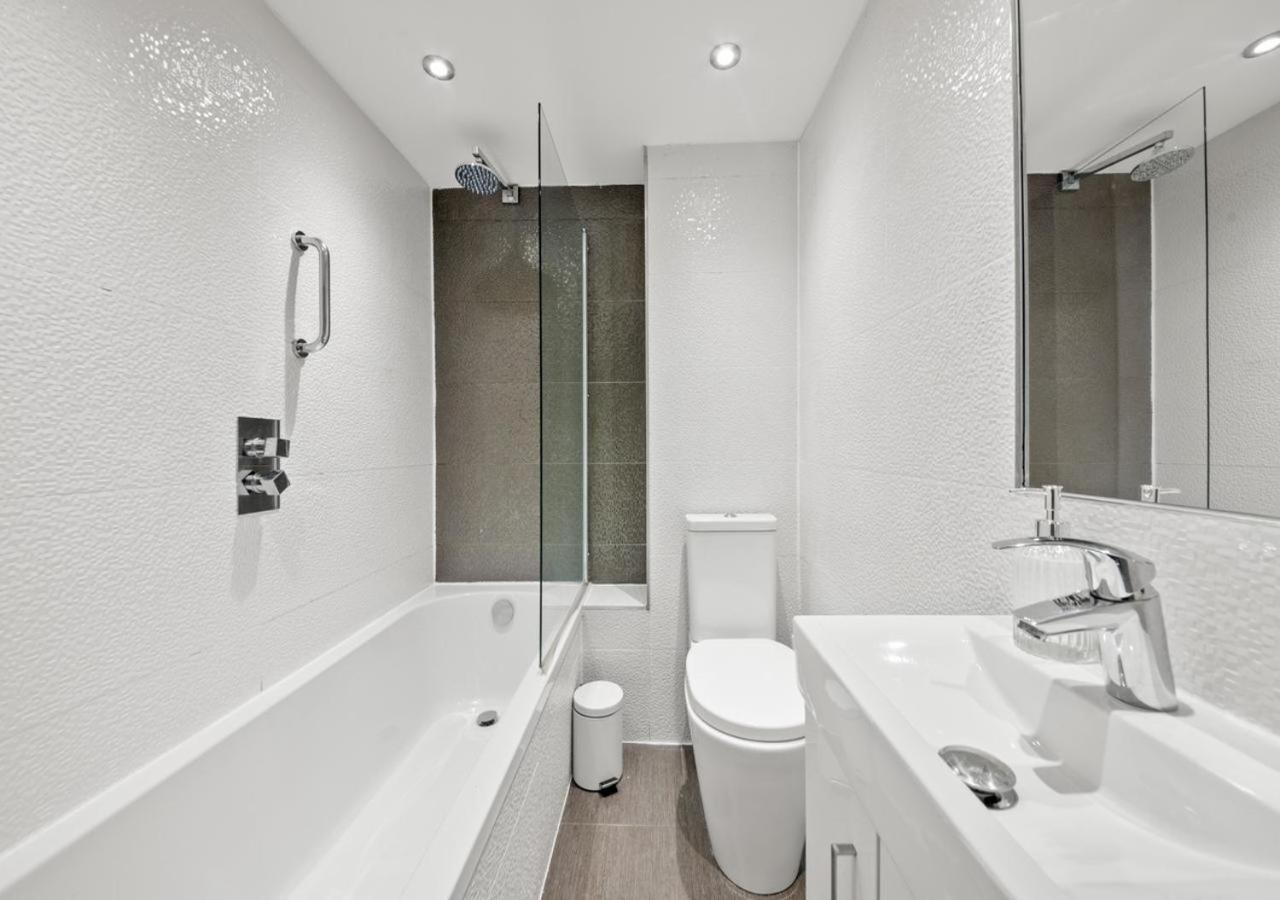 Sg, Cosy Apartment In Paddington Central Лондон Екстериор снимка