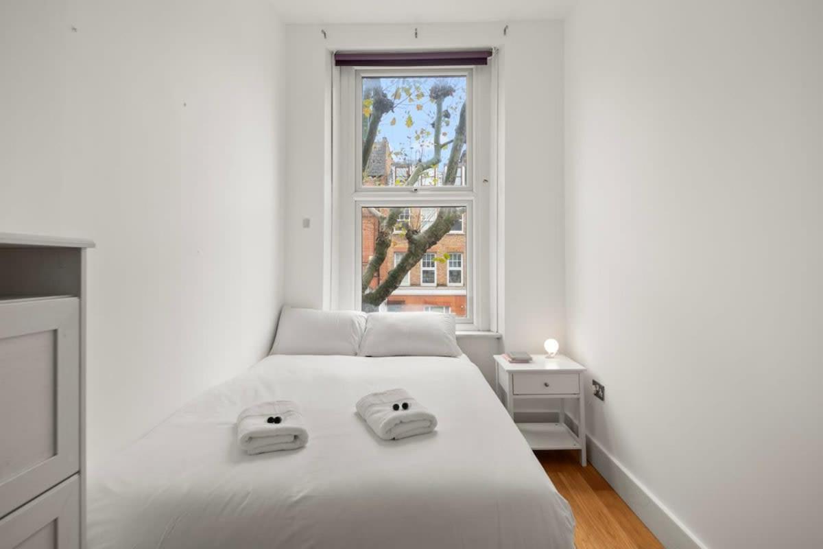 Sg, Cosy Apartment In Paddington Central Лондон Екстериор снимка