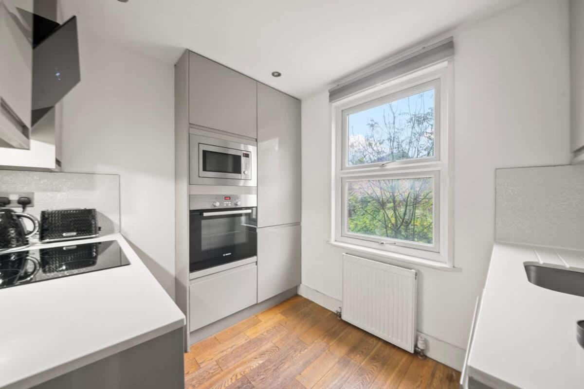 Sg, Cosy Apartment In Paddington Central Лондон Екстериор снимка